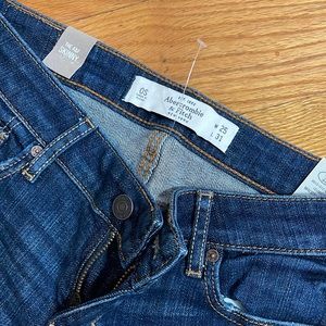 Abercrombie skinny jeans size 25